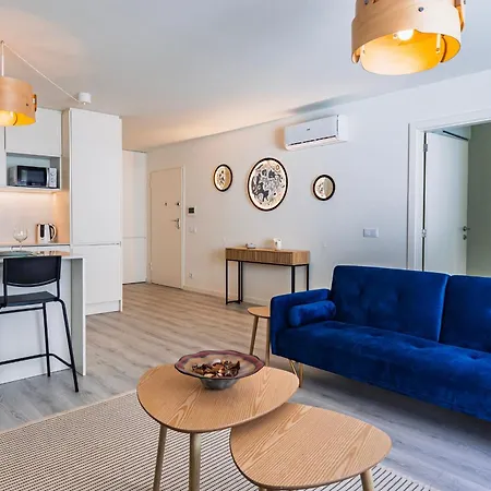 1bdr Modern With Pool By Lovelystay