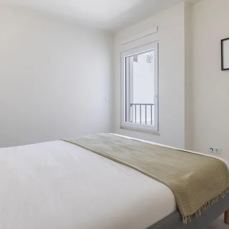 1bdr Modern With Pool By Lovelystay * Peniche